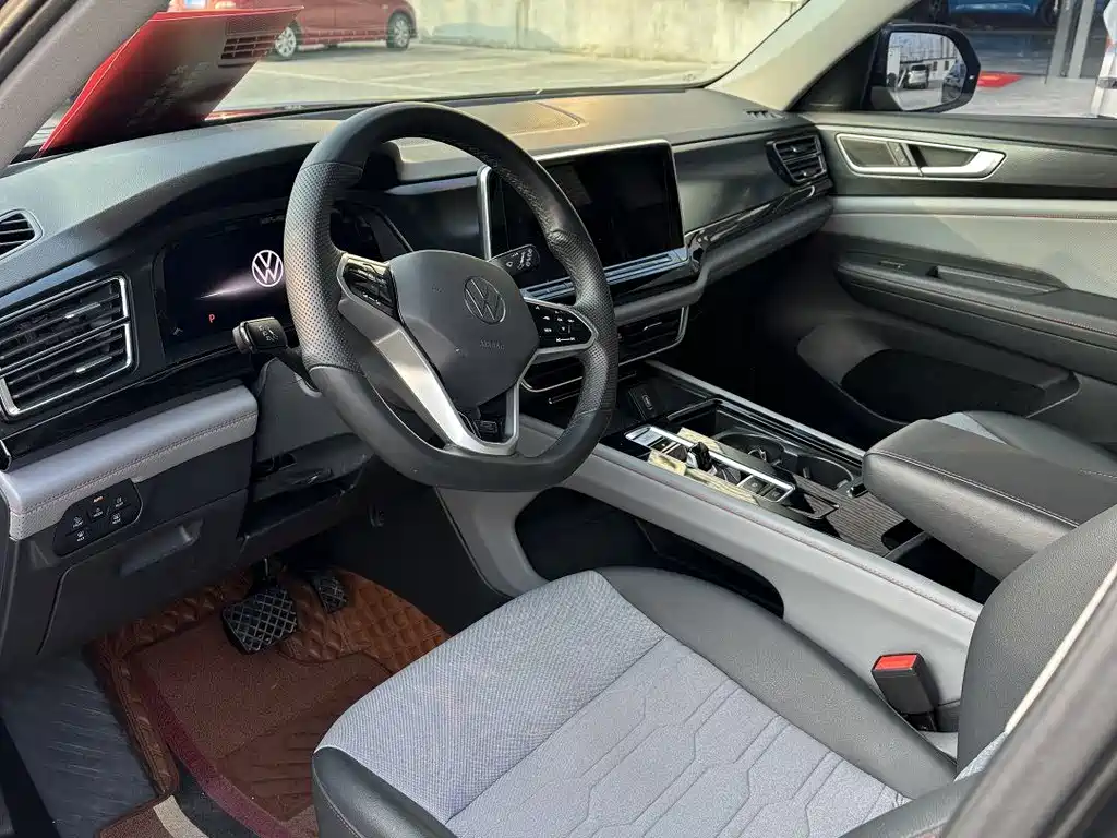 Volkswagen Toucan 2022 Toucan X 330TSI FWD Luxury Edition 2023 - thumbnail 4