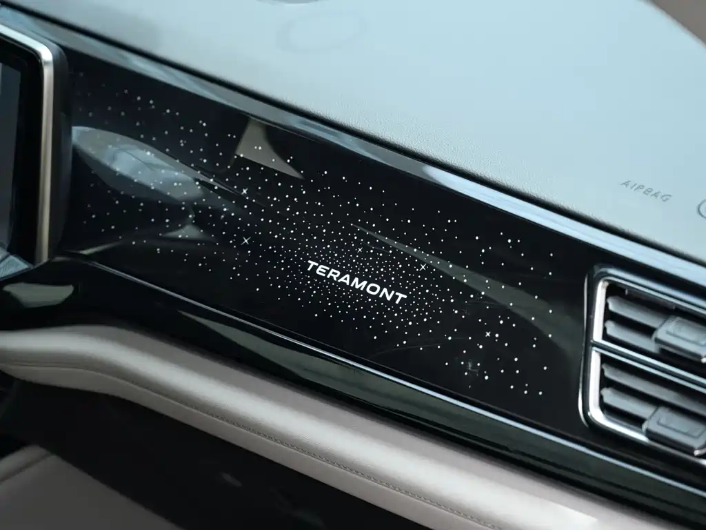 Volkswagen Touareg 2023 380TSI AWD Premium Luxury Edition 2022 - thumbnail 17