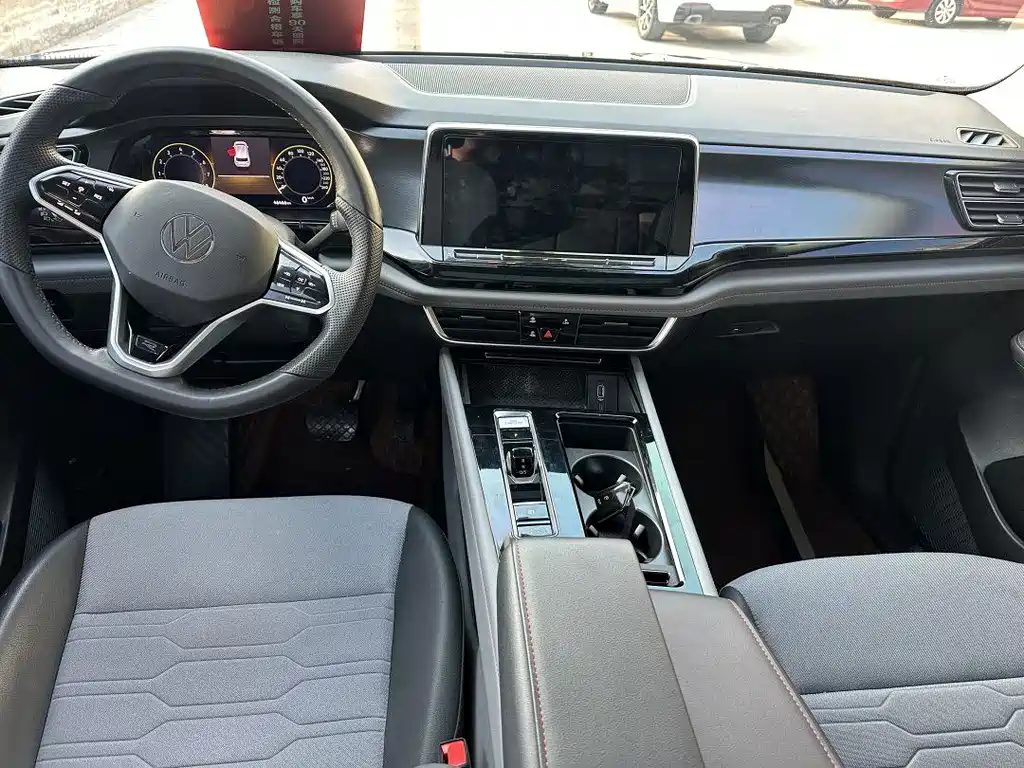 Volkswagen Toucan 2022 Toucan X 330TSI FWD Luxury Edition 2023 - thumbnail 6