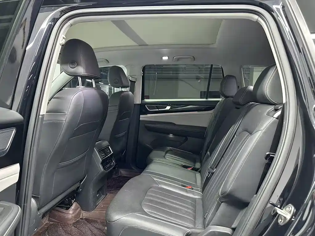 Volkswagen Touareg 2022 380TSI AWD Premium Luxury Edition 2021 - thumbnail 5