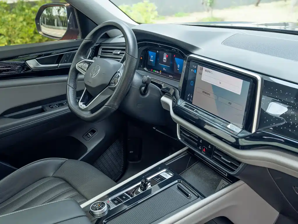 Volkswagen Touareg 2023 380TSI AWD Premium Luxury Edition 2022 - thumbnail 21