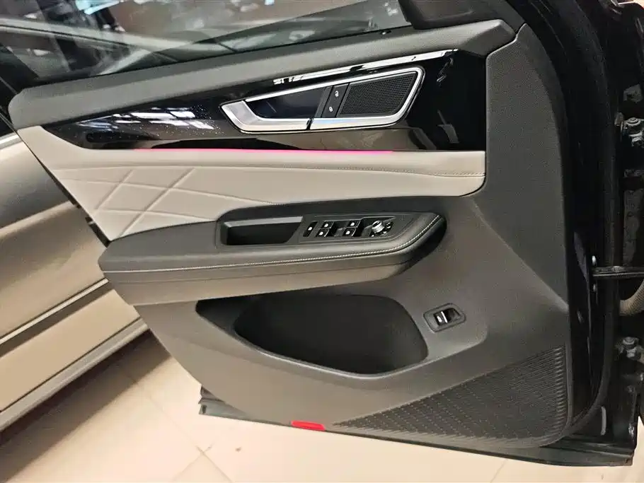 Volkswagen Teramont 2023 Facelift 380TSI AWD Premium Luxury Edition 2023 - thumbnail 7