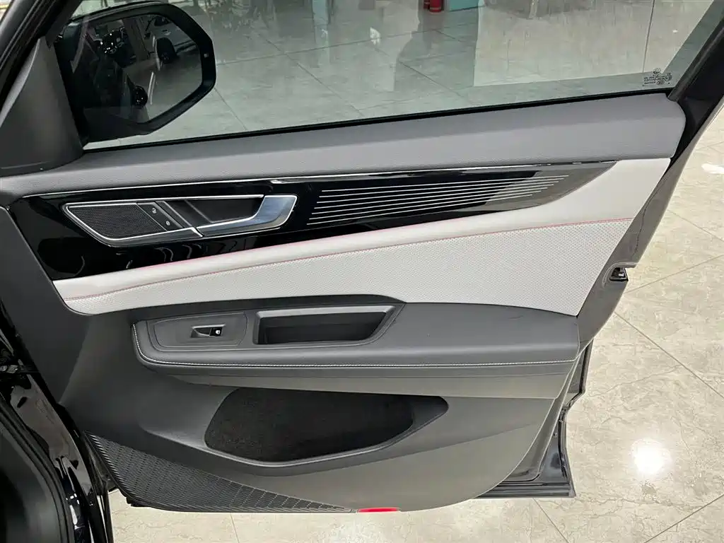 Volkswagen Teramont 2023 Teramont X Facelift 380TSI AWD Premium Luxury Edition 2022 - thumbnail 12