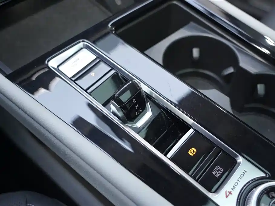 Volkswagen Teramont 2023 Facelift 380TSI AWD Premium Luxury Edition 2024 - thumbnail 11
