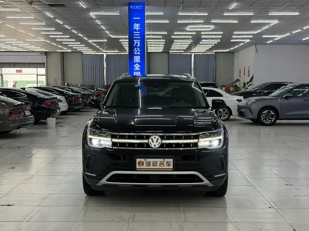 Volkswagen Touareg 2022 380TSI AWD Prestige Luxury Edition 2022 - thumbnail 2