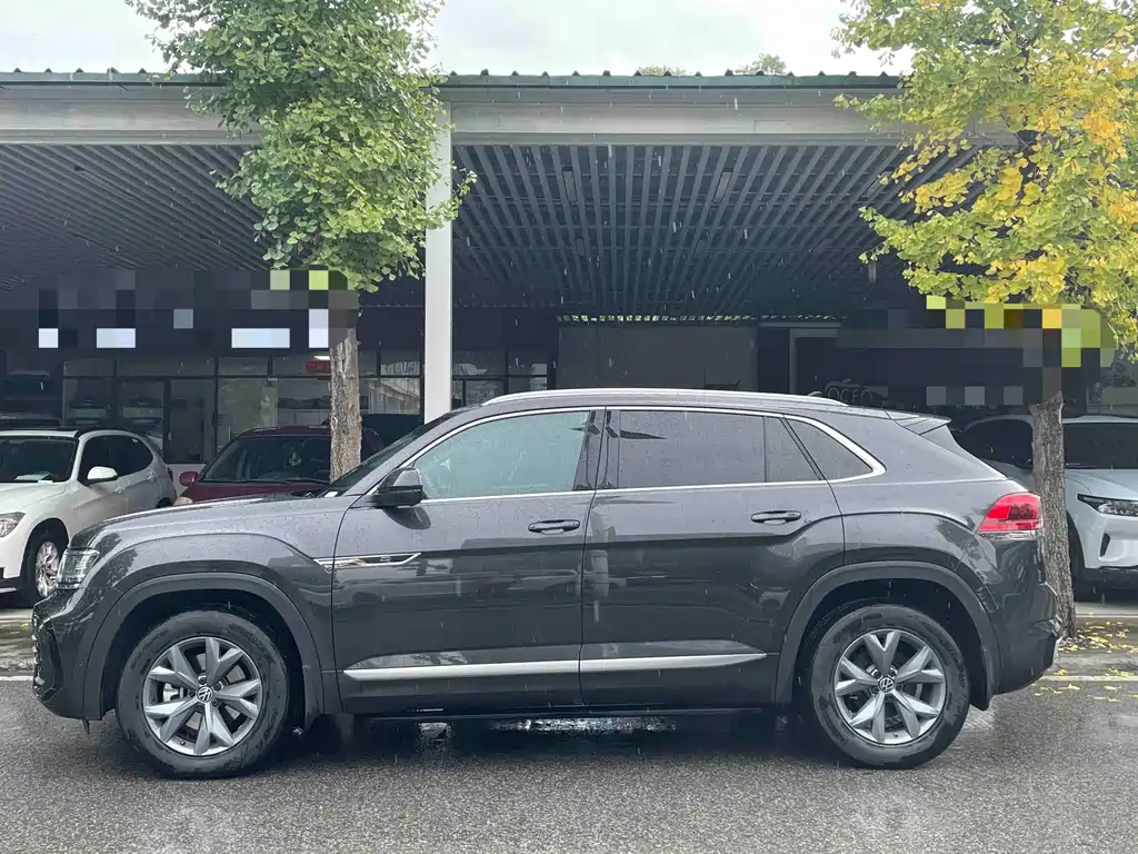 Volkswagen Touareg 2022 X 380TSI AWD Luxury Edition 2022 - thumbnail 3