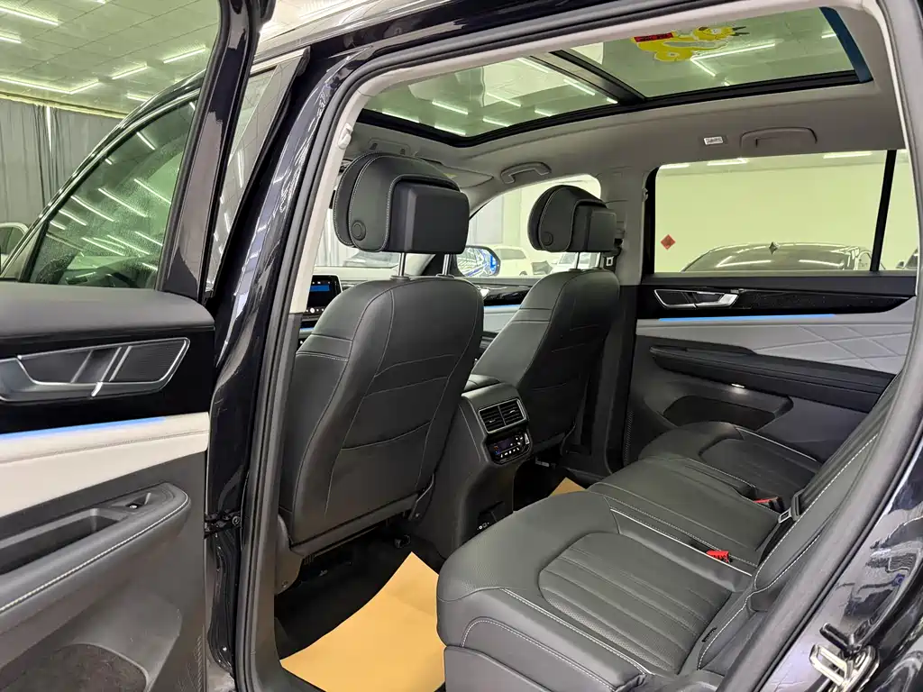 Volkswagen Touareg 2022 380TSI AWD Prestige Luxury Edition 2022 - thumbnail 5