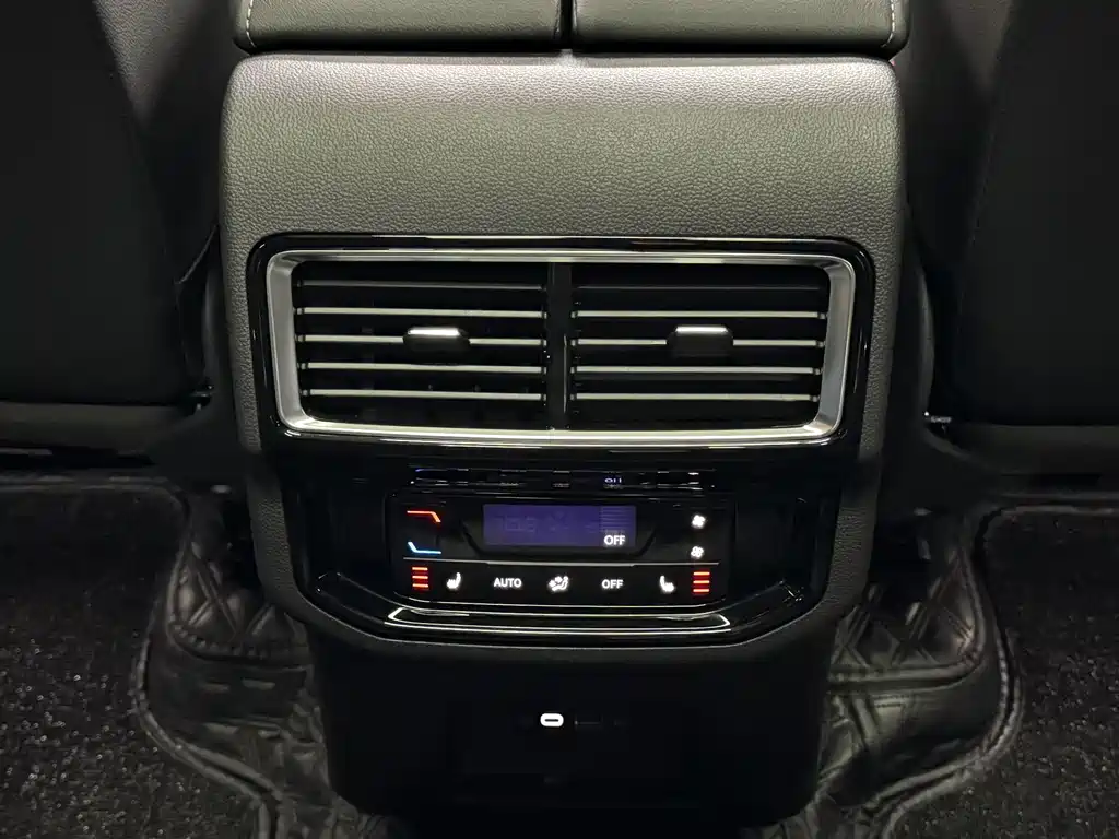 Volkswagen Toucan 2022 330TSI FWD Premium Luxury Edition 2021 - thumbnail 13