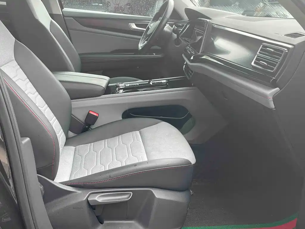 Volkswagen Touareg 2022 X 380TSI AWD Luxury Edition 2022 - thumbnail 12