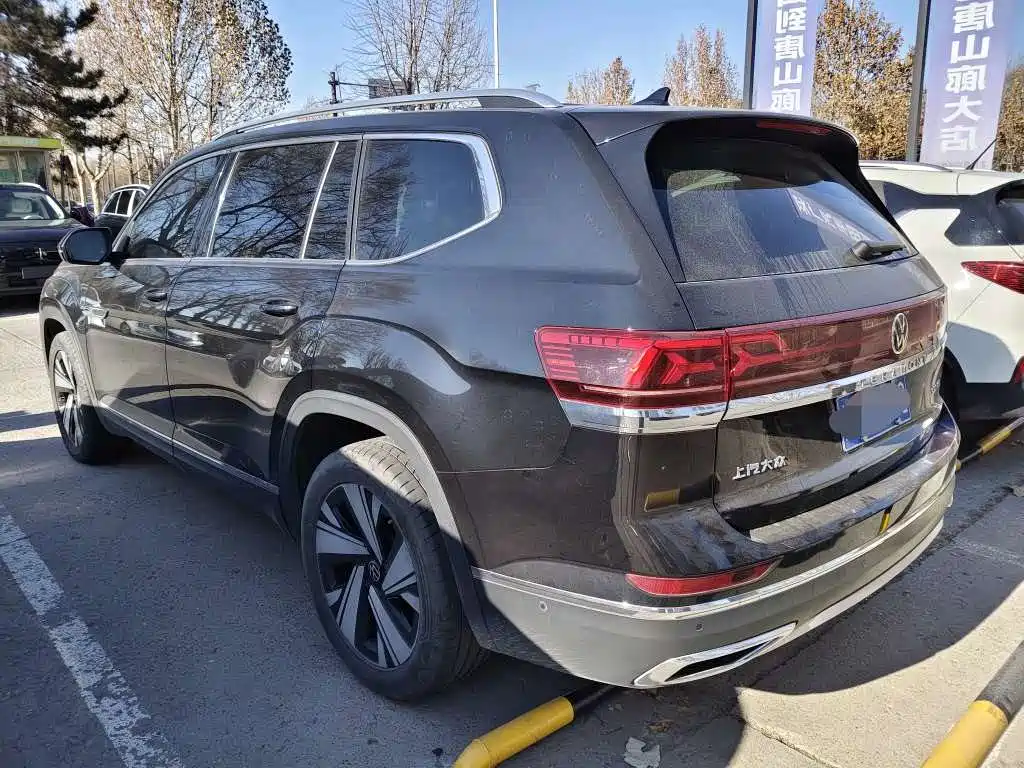 Volkswagen Touareg 2022 330TSI FWD Premium Luxury Edition 2023 - thumbnail 11