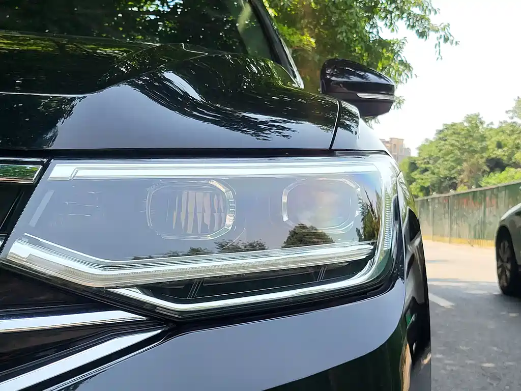 Volkswagen Tiguan L New Energy 2023 430PHEV Plug-in Hybrid Premium Edition 2023 - thumbnail 7