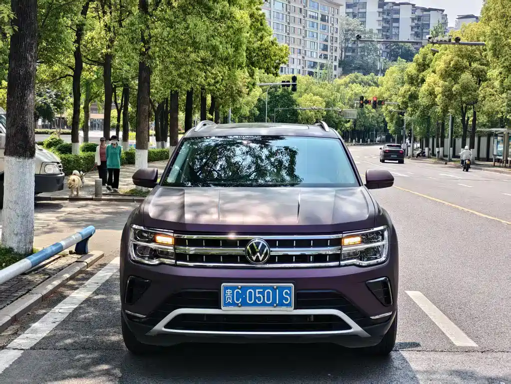 Volkswagen Touareg 2022 380TSI AWD Premium Luxury Edition 2021 - thumbnail 2