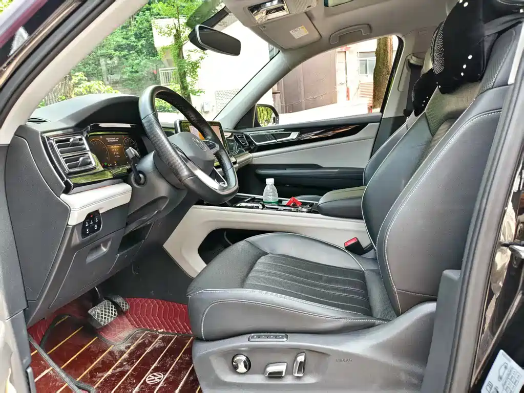 Volkswagen Touareg 2022 380TSI AWD Premium Luxury Edition 2021 - thumbnail 4