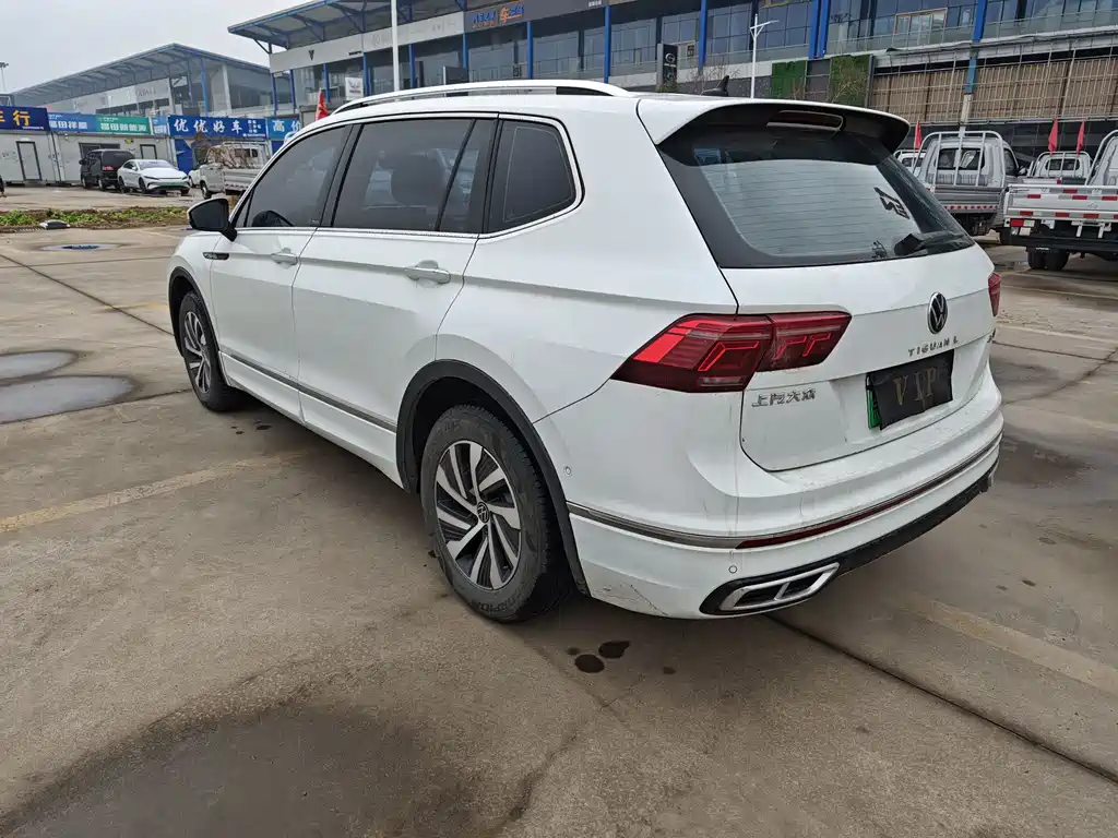 Volkswagen Tiguan L New Energy 2023 430PHEV Plug-in Hybrid Premium Edition 2023 - thumbnail 4