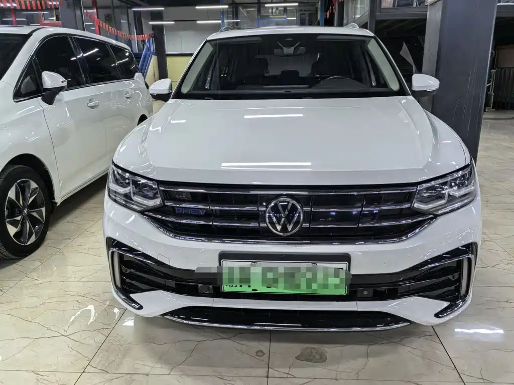 Volkswagen Tiguan L New Energy 2022 430PHEV Plug-in Hybrid Flagship Edition 2022 - thumbnail 2