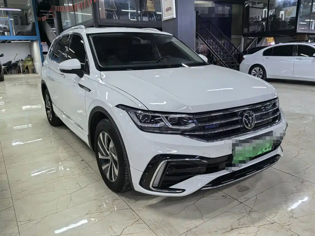 Volkswagen Tiguan L New Energy 2022 430PHEV Plug-in Hybrid Flagship Edition 2022 - thumbnail 3