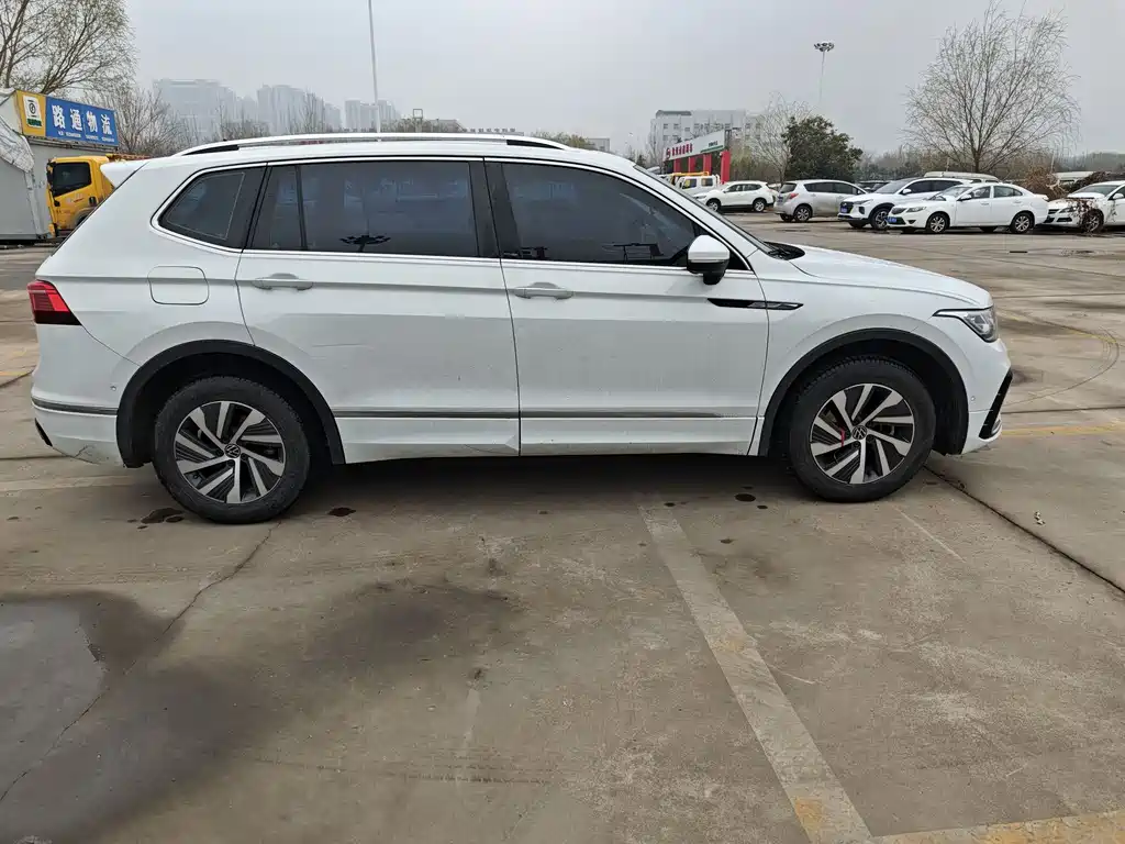 Volkswagen Tiguan L New Energy 2023 430PHEV Plug-in Hybrid Premium Edition 2023 - thumbnail 7