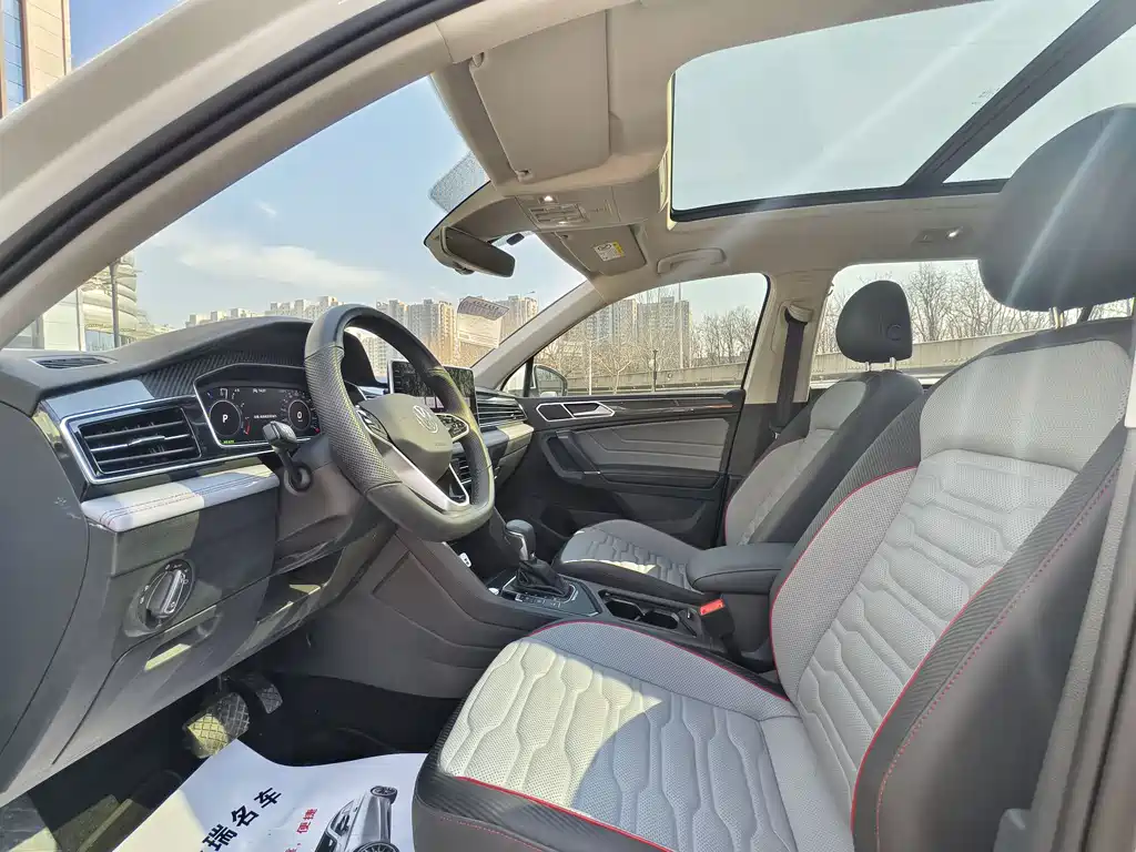 Volkswagen Tiguan L New Energy 2022 430PHEV Plug-in Hybrid Premium Edition 2022 - thumbnail 4