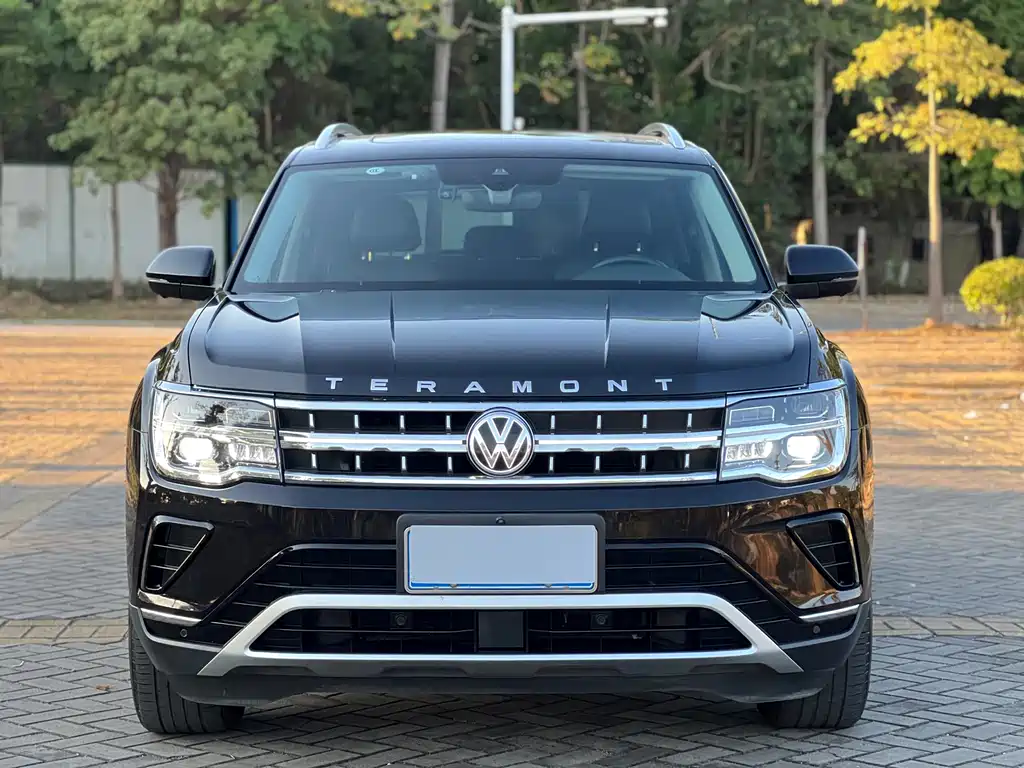 Volkswagen Teramont 2022 330TSI FWD Premium Luxury Edition 2022 - thumbnail 2