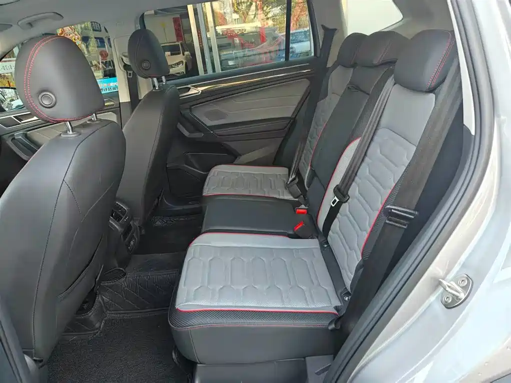 Volkswagen Tiguan L New Energy 2022 430PHEV Plug-in Hybrid Flagship Edition 2022 - thumbnail 9