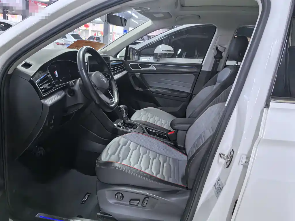 Volkswagen Tiguan L New Energy 2022 430PHEV Plug-in Hybrid Flagship Edition 2022 - thumbnail 7