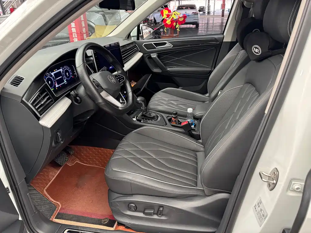 Volkswagen Tiguan L New Energy 2023 430PHEV Plug-in Hybrid Premium Edition 2023 - thumbnail 4
