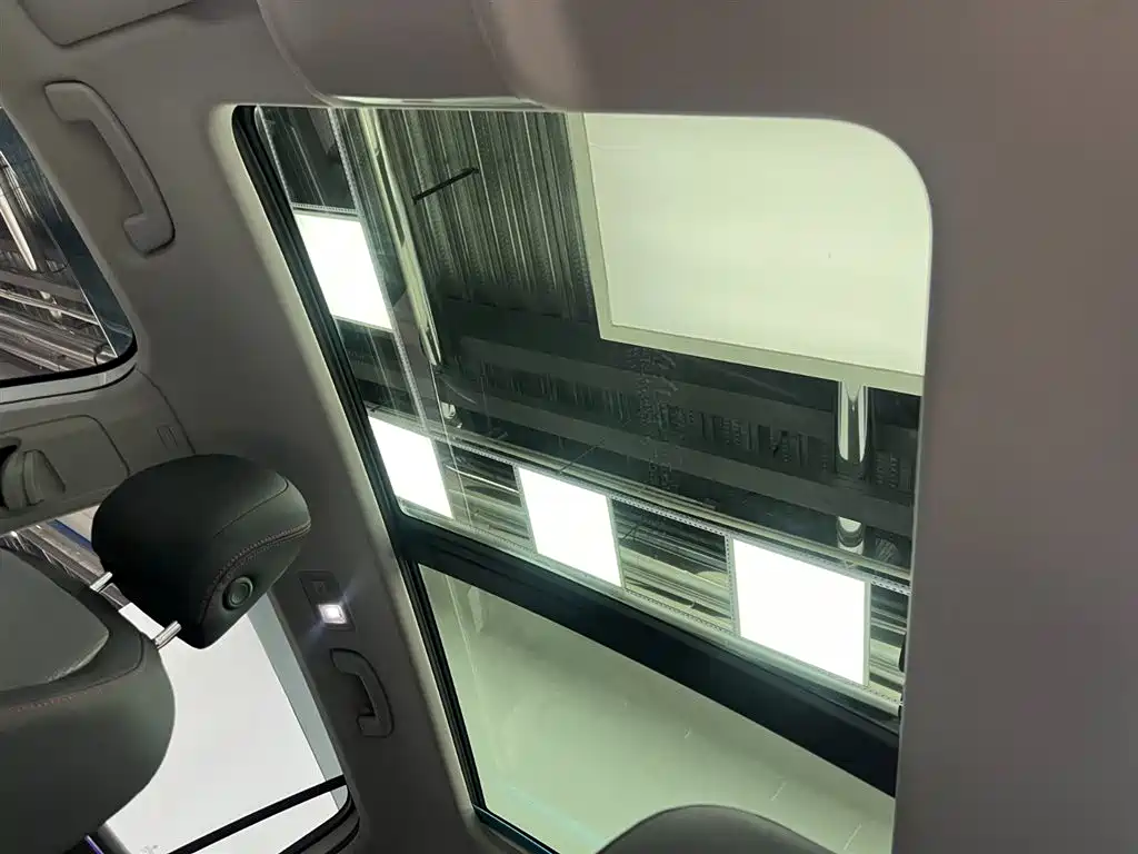 Volkswagen Tiguan L New Energy 2022 430PHEV Plug-in Hybrid Flagship Edition 2022 - thumbnail 9
