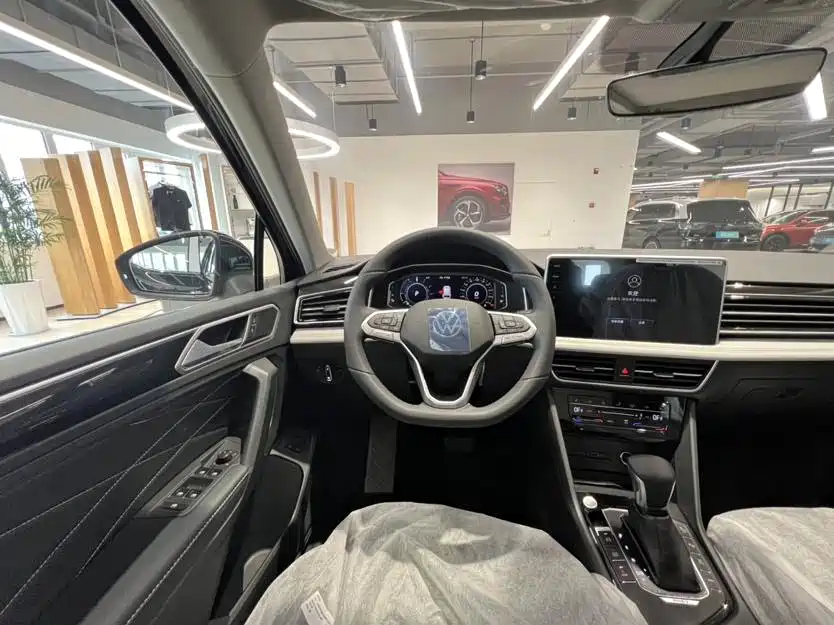 Volkswagen Tiguan L New Energy 2023 430PHEV Plug-in Hybrid Premium Edition 2025 - thumbnail 7