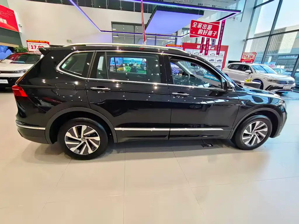 Volkswagen Tiguan L New Energy 2023 430PHEV Plug-in Hybrid Premium Edition 2026 - thumbnail 7