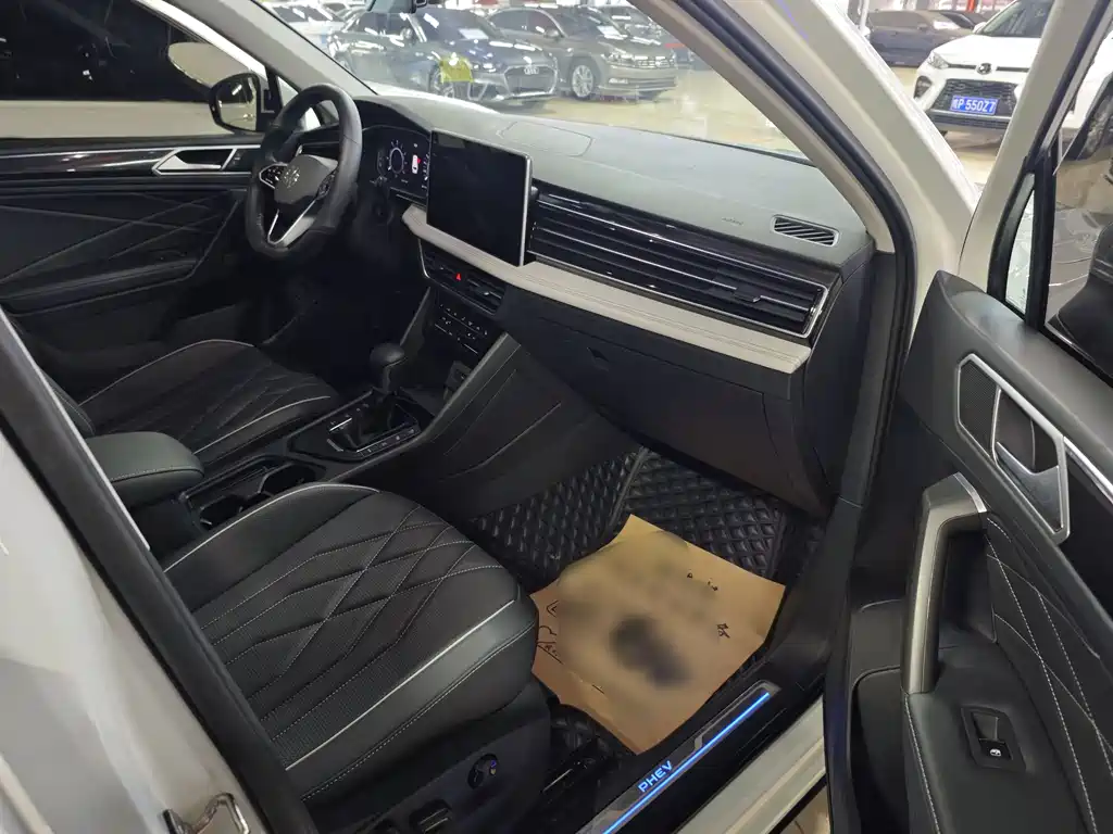 Volkswagen Tiguan L New Energy 2023 430PHEV Plug-in Hybrid Flagship Edition 2024 - thumbnail 8