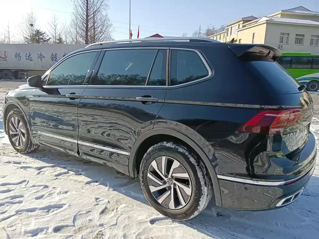 Volkswagen Tiguan L New Energy 2022 430PHEV Plug-in Hybrid Premium Edition 2022 - thumbnail 5