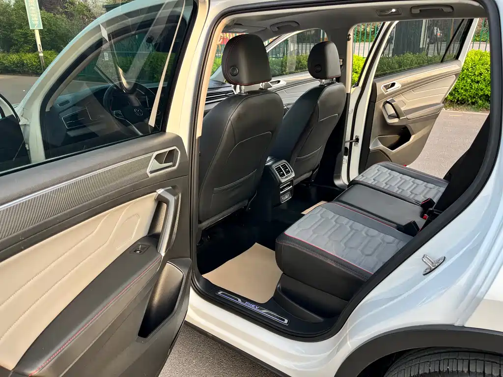 Volkswagen Tiguan L New Energy 2023 430PHEV Plug-in Hybrid Flagship Edition 2023 - thumbnail 11