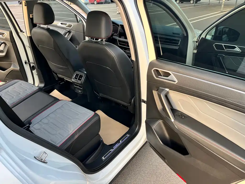 Volkswagen Tiguan L New Energy 2023 430PHEV Plug-in Hybrid Flagship Edition 2023 - thumbnail 12