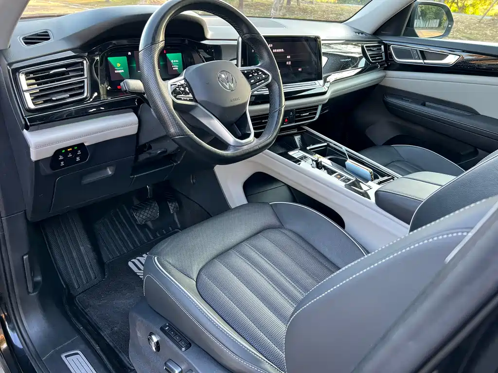 Volkswagen Teramont 2022 330TSI FWD Premium Luxury Edition 2022 - thumbnail 14
