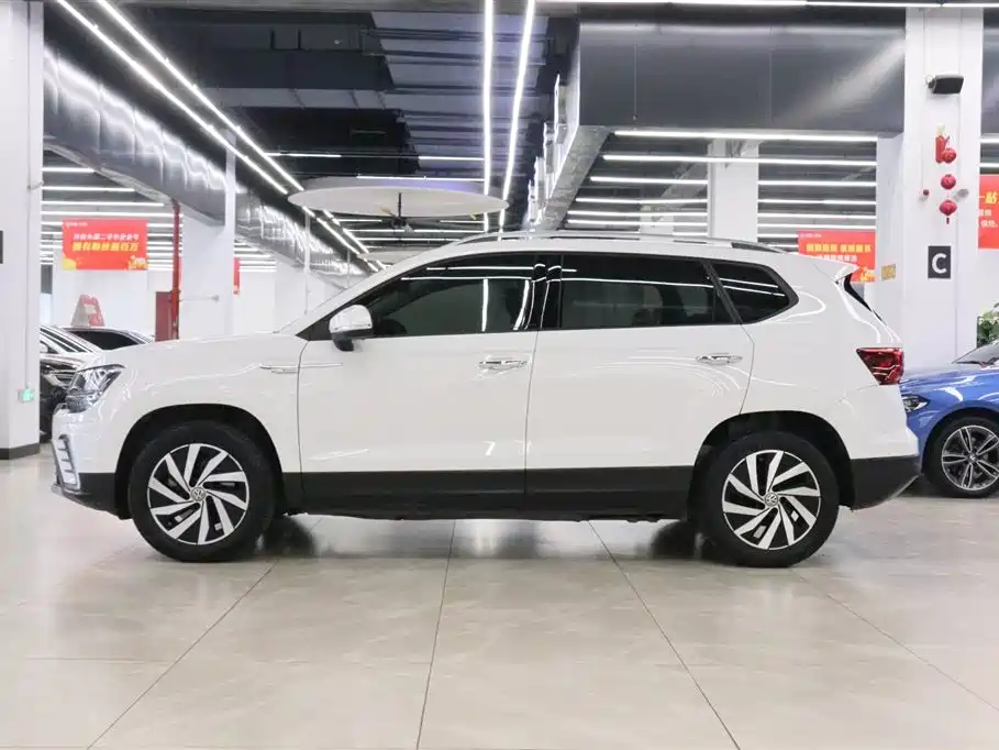 Volkswagen Tharu New Energy 2021 Panoramic Premium Edition 2021 - thumbnail 3