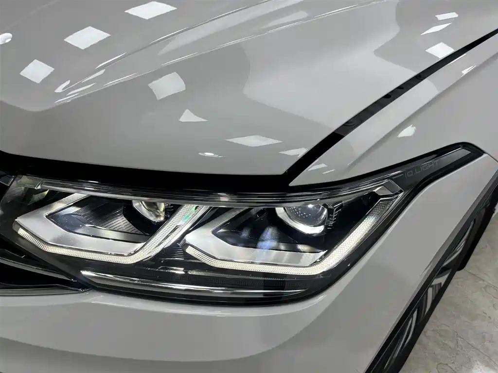 Volkswagen Tiguan L New Energy 2022 430PHEV Plug-in Hybrid Flagship Edition 2022 - thumbnail 18