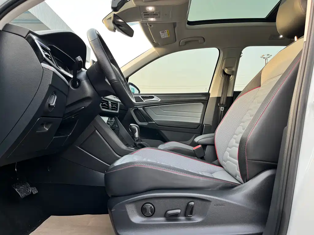 Volkswagen Tiguan L New Energy 2023 430PHEV Plug-in Hybrid Flagship Edition 2023 - thumbnail 17