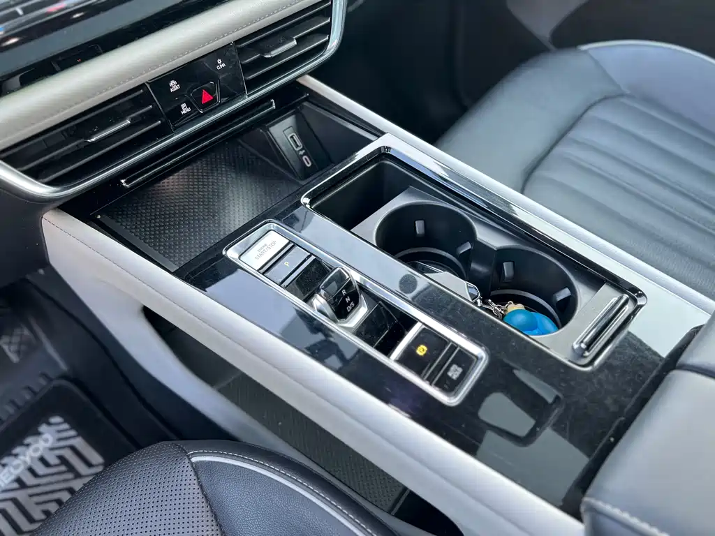 Volkswagen Teramont 2022 330TSI FWD Premium Luxury Edition 2022 - thumbnail 16