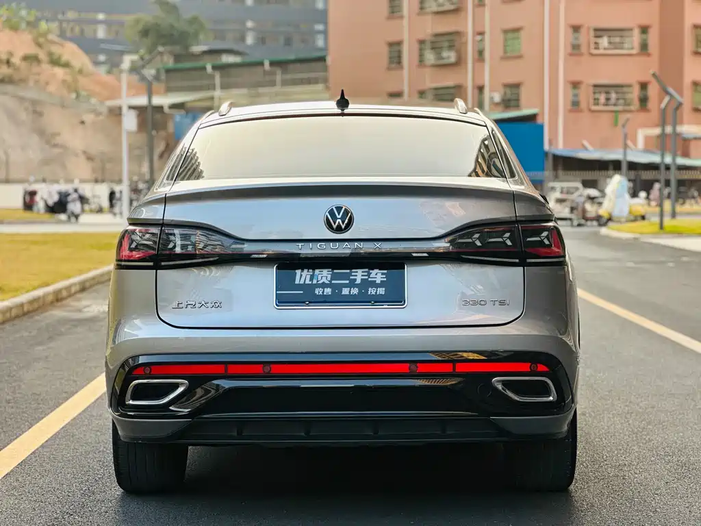 Volkswagen Tiguan X 2021 330TSI FWD Flagship Edition 2022 - thumbnail 5