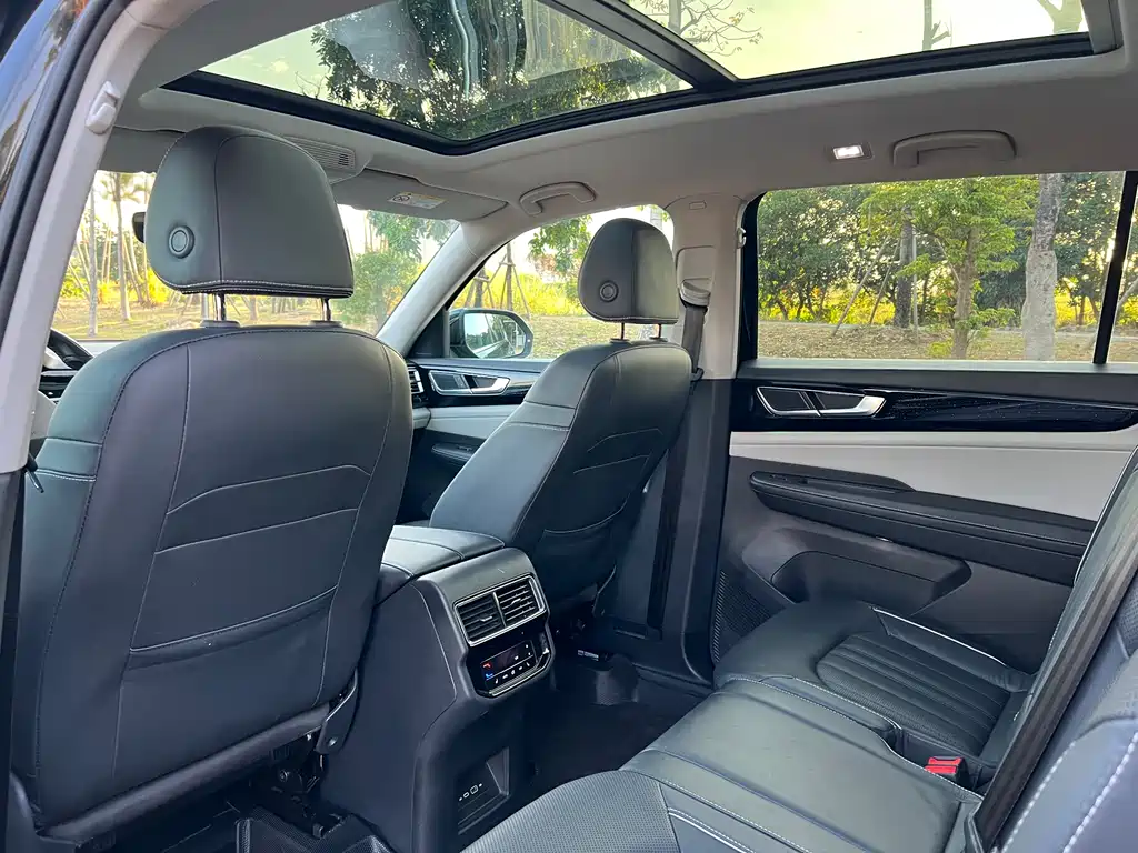 Volkswagen Teramont 2022 330TSI FWD Premium Luxury Edition 2022 - thumbnail 19