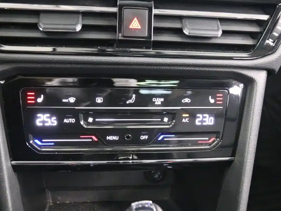 Volkswagen Tharu New Energy 2021 Panoramic Premium Edition 2021 - thumbnail 9