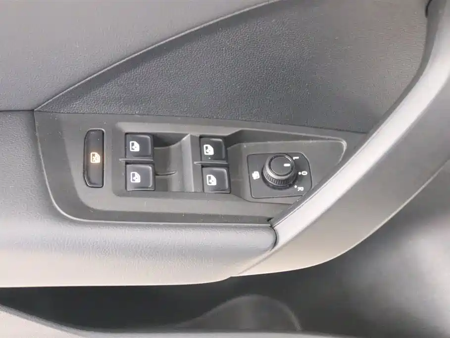 Volkswagen Tharu New Energy 2021 Panoramic Premium Edition 2021 - thumbnail 13