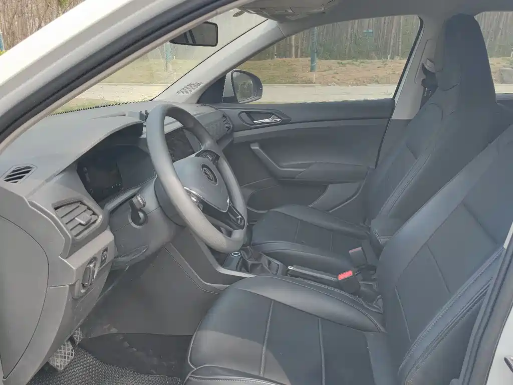 Volkswagen T-Cross 2023 1.5L Automatic Style Edition 2024 - thumbnail 5