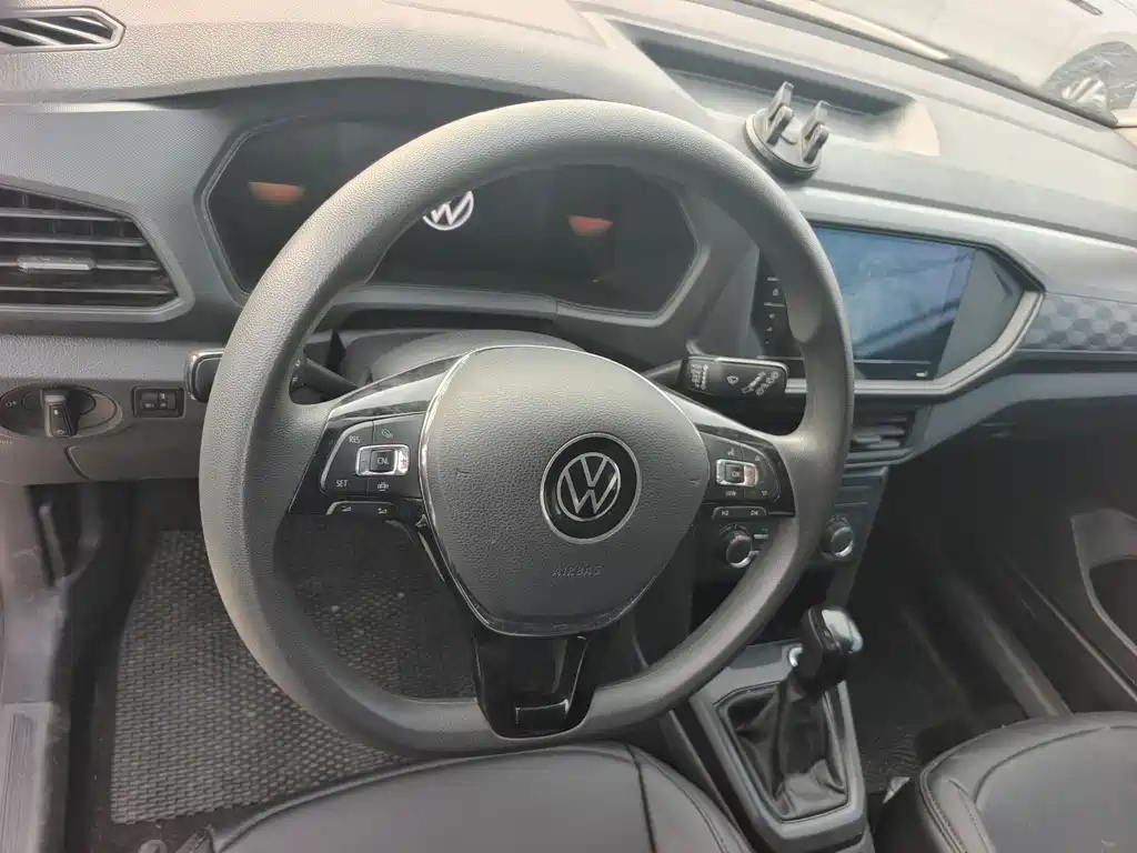 Volkswagen T-Cross 2023 1.5L Automatic Comfort Version 2024 - thumbnail 7