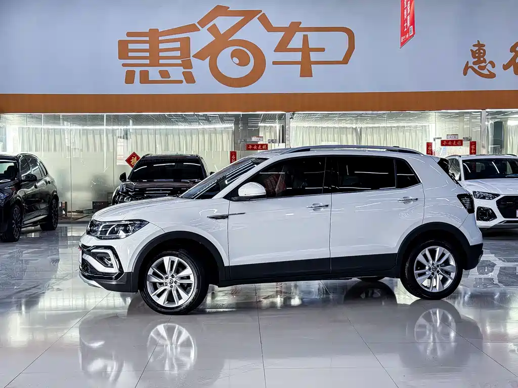Volkswagen T-Cross 2023 300TSI DSG Comfort Edition 2024 - thumbnail 2