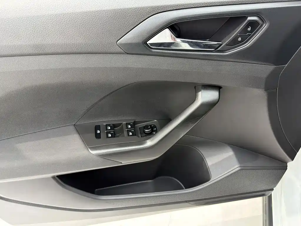 Volkswagen T-Cross 2023 Model Year Facelift 1.5L Automatic Style Edition 2023 - thumbnail 8