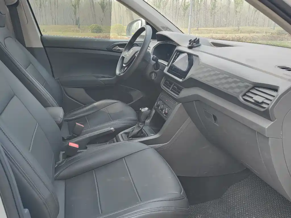 Volkswagen T-Cross 2023 1.5L Automatic Style Edition 2024 - thumbnail 7