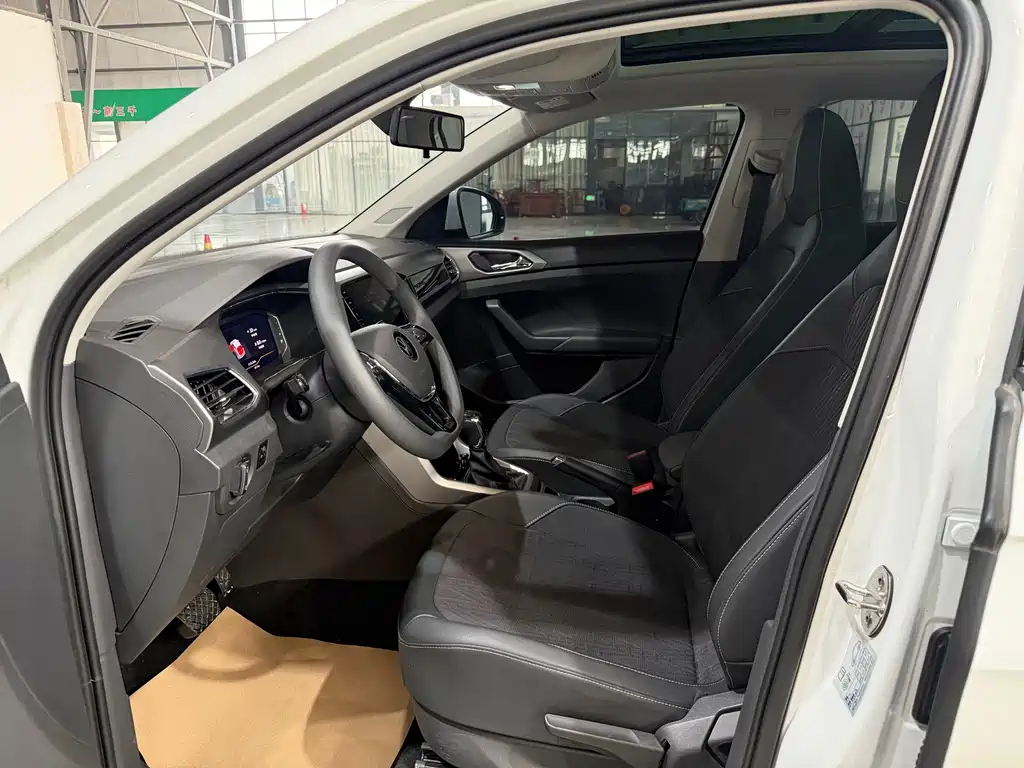 Volkswagen T-Cross 2023 Model Year Facelift 1.5L Automatic Comfort Edition 2023 - thumbnail 7