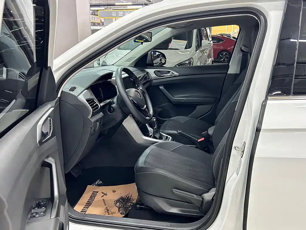 Volkswagen T-Cross 2023 1.5L Automatic Comfort Edition 2023 - thumbnail 8