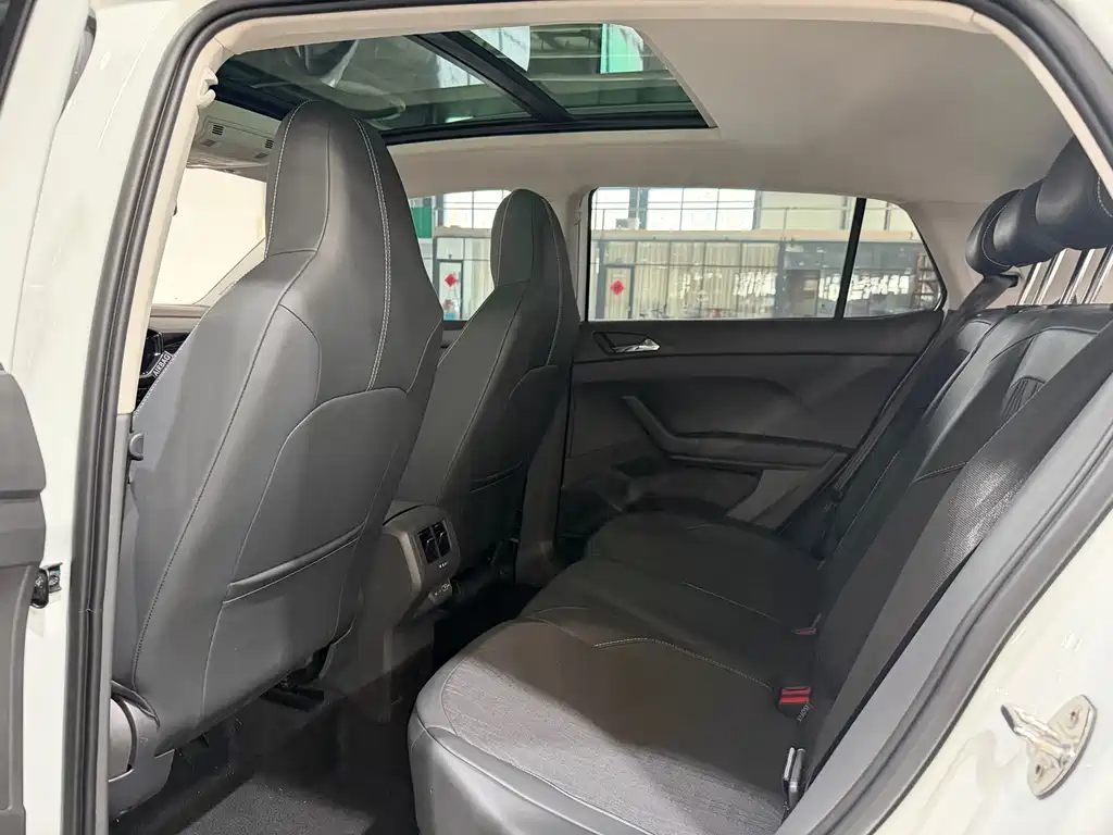 Volkswagen T-Cross 2023 Model Year Facelift 1.5L Automatic Comfort Edition 2023 - thumbnail 8